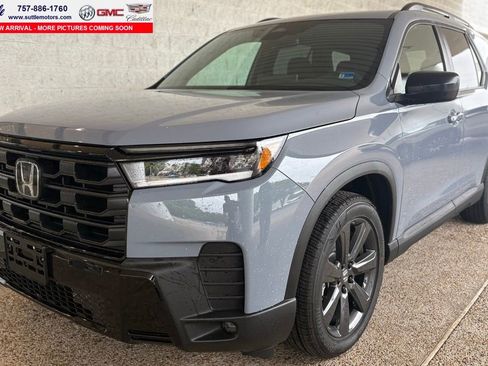Used 2026 Honda Pilot Sport image 1