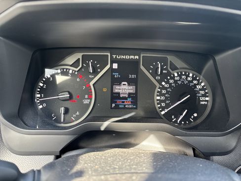 Used 2024 Toyota Tundra SR5 w/ SR5 Convenience Package AWD/4WD image 18