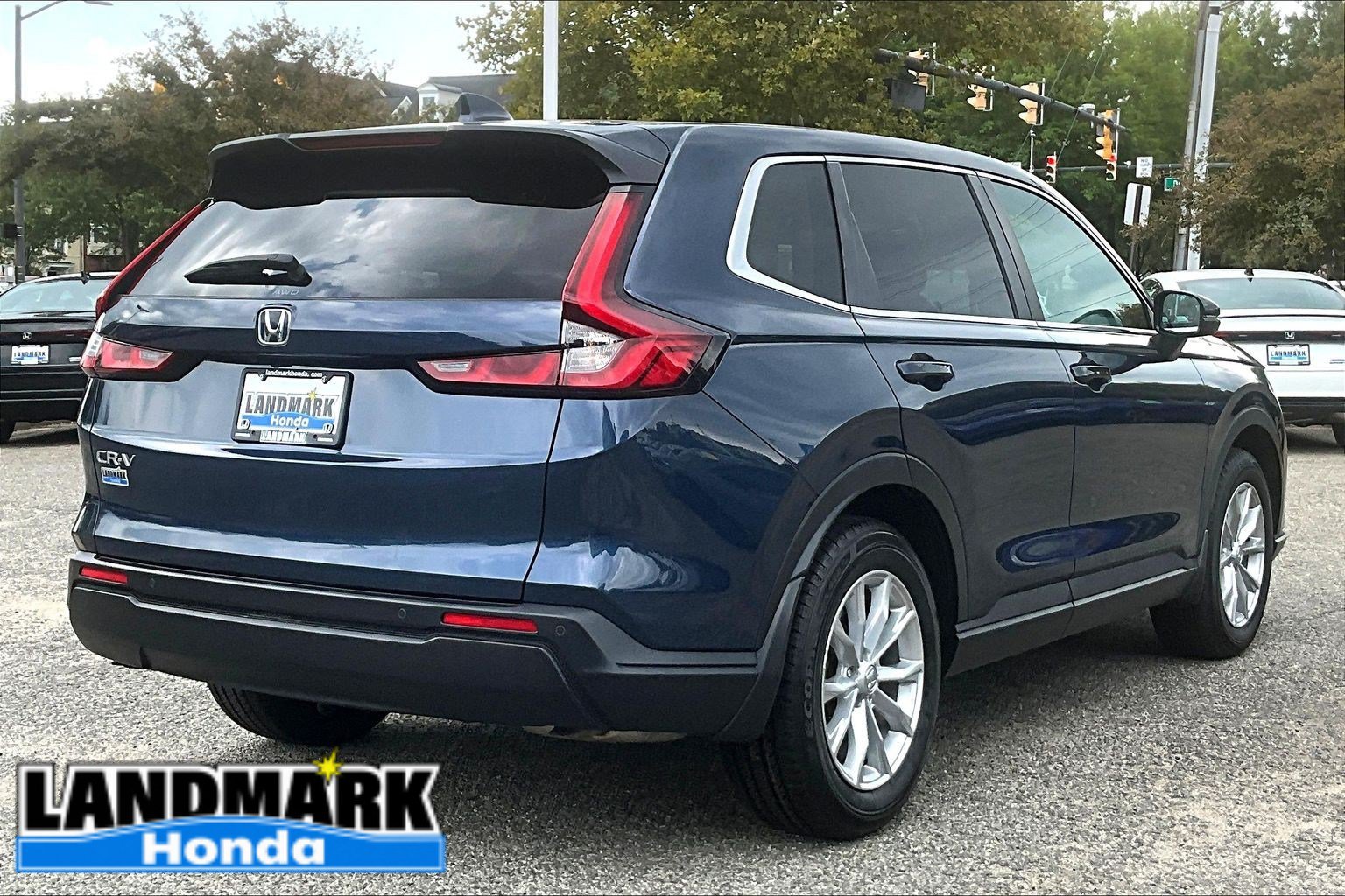 Used 2024 Honda CR-V EX-L image 2