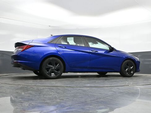 Used 2023 Hyundai Elantra Blue FWD image 41