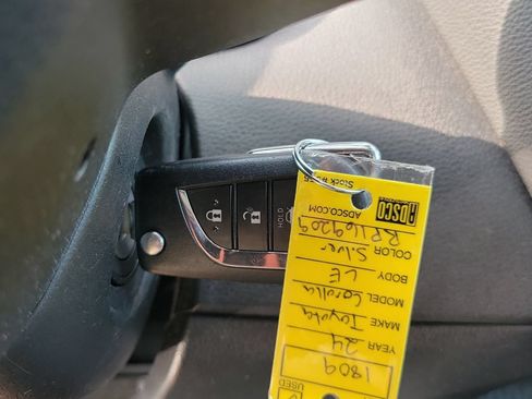 Used 2024 Toyota Corolla LE FWD image 35