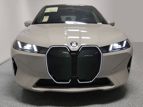 New 2026 BMW iX xDrive60 AWD/4WD image 2