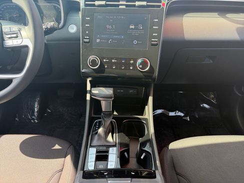 Used 2022 Hyundai Tucson SEL FWD image 11