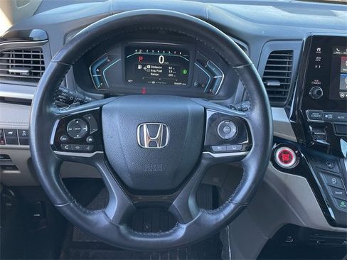 Used 2022 Honda Odyssey Touring image 12