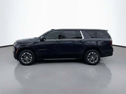 Certified 2025 Chevrolet Suburban LS image 4