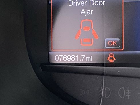 Used 2020 Ford Edge SEL w/ Convenience Package image 29