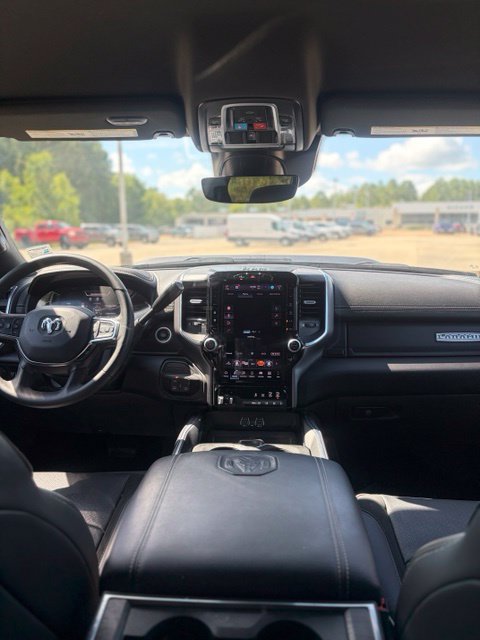 Used 2025 RAM 2500 Laramie w/ Night Edition AWD/4WD image 19
