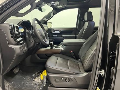 New 2026 Chevrolet Silverado 1500 High Country AWD/4WD image 6