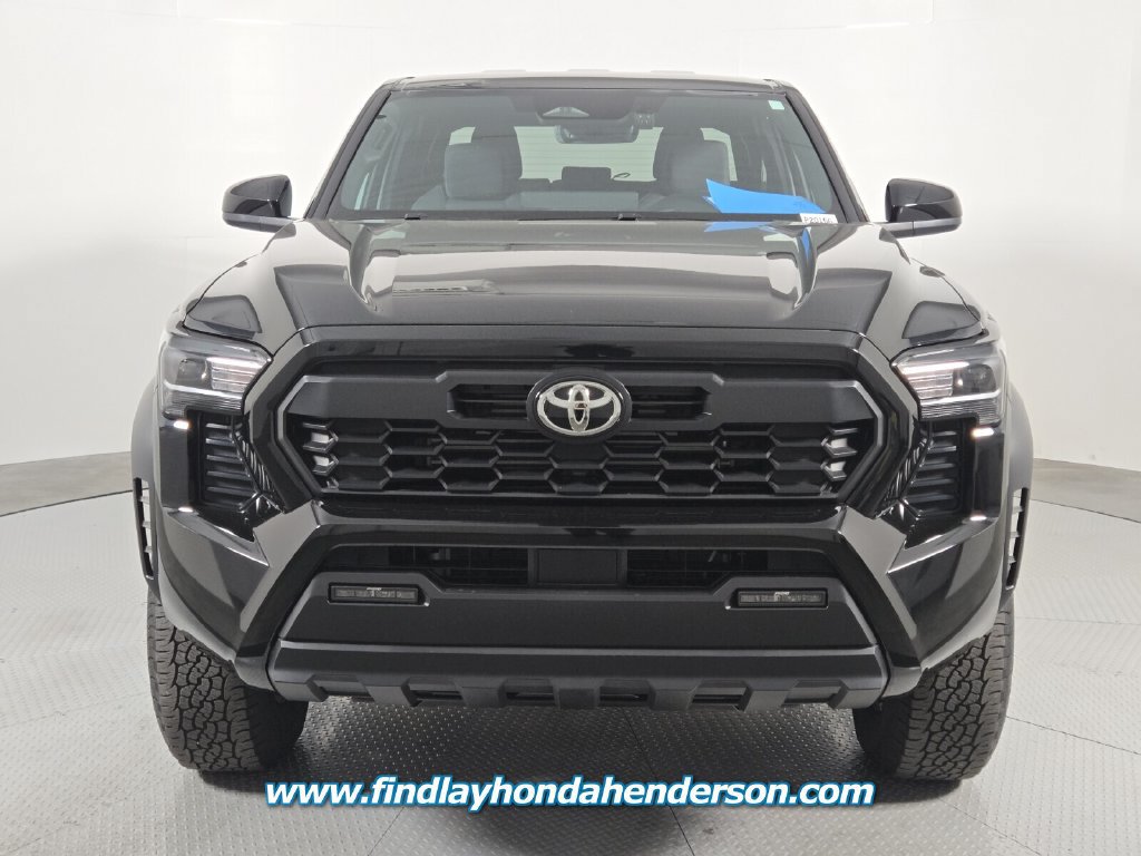 Used 2024 Toyota Tacoma TRD Off-Road AWD/4WD image 8