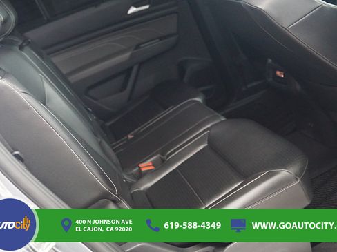 Used 2022 Volkswagen Atlas SE AWD/4WD image 13