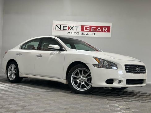 Used 2011 Nissan Maxima 3.5 SV w/ Premium Pkg FWD image 1