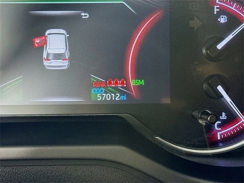 Used 2021 Toyota RAV4 Limited image 19