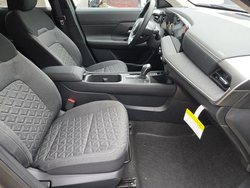 New 2026 Nissan Kicks SV image 19