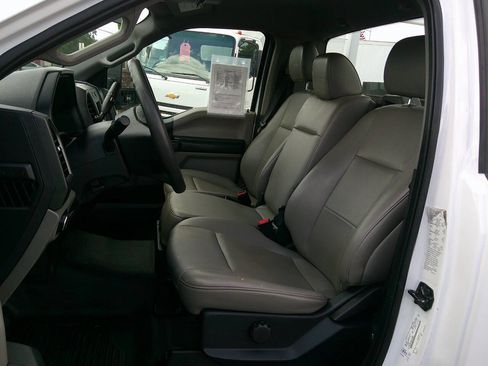 Used 2022 Ford F350 XL w/ Power Equipment Group RWD image 12