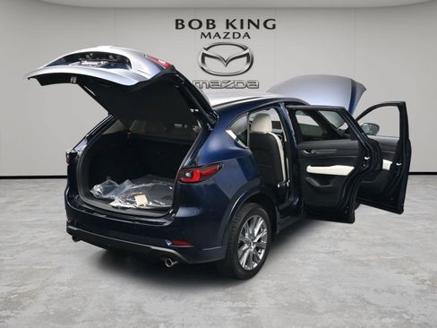 Used 2025 MAZDA CX-5 AWD 2.5 S w/ Premium Plus Pkg image 17