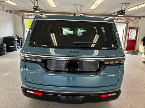 New 2026 Jeep Grand Wagoneer 4WD image 26