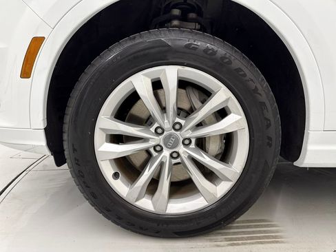 Used 2019 Audi Q7 2.0T Premium w/ Convenience Package image 9