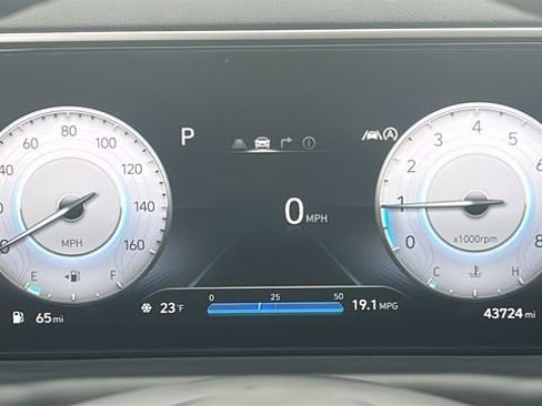 Used 2023 Hyundai Tucson Limited image 24