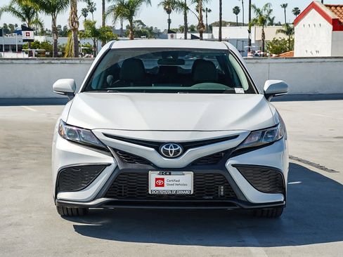 Certified 2024 Toyota Camry SE image 4