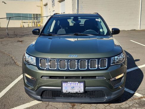 Used 2018 Jeep Compass Sport w/ Cold Weather Group image 2