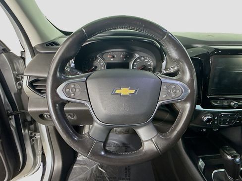 Used 2020 Chevrolet Traverse LT w/ LT Premium Package image 13