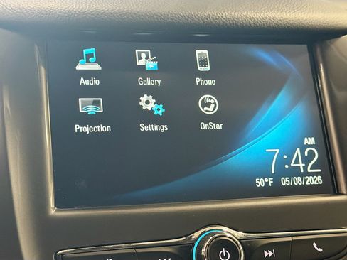 Used 2018 Chevrolet Cruze LT w/ Convenience Package FWD image 25