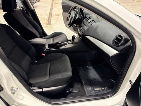 Used 2012 MAZDA MAZDA3 i Touring FWD image 16