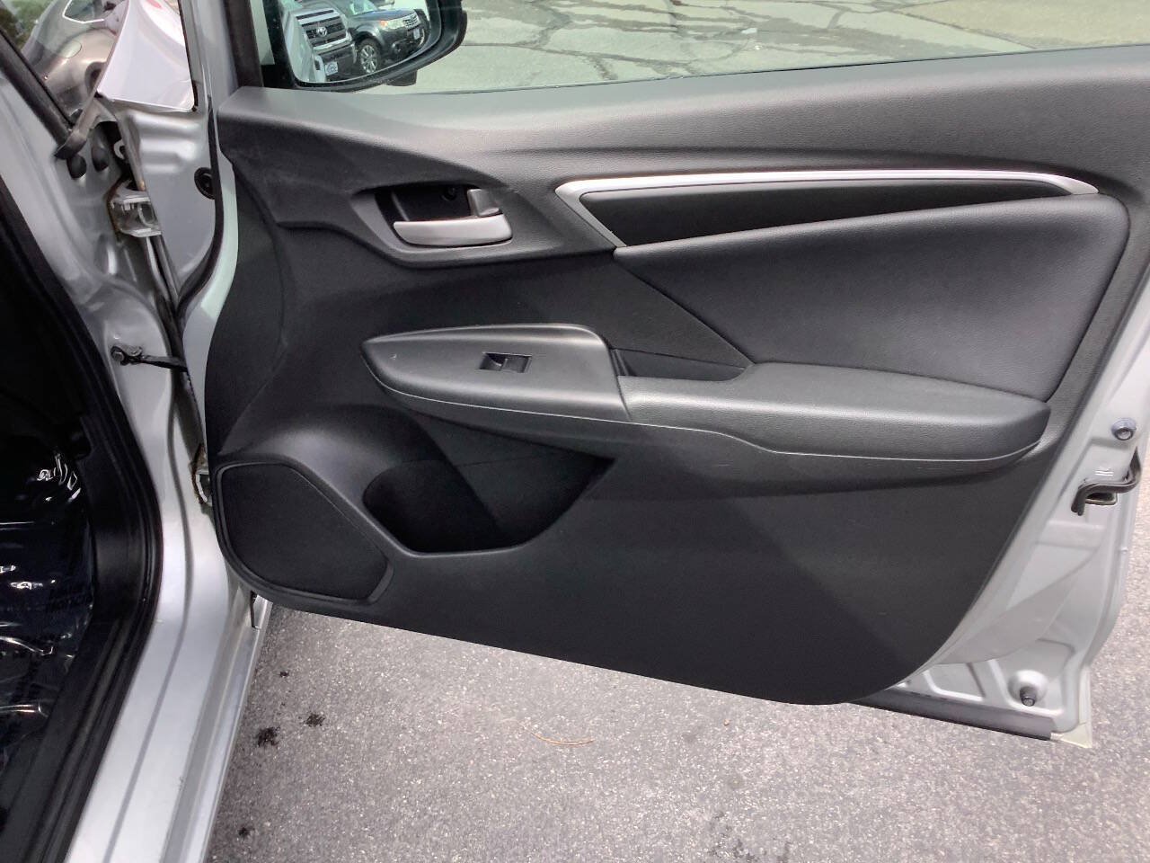 Used 2015 Honda Fit image 32
