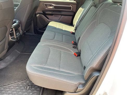 Used 2023 RAM 1500 Big Horn AWD/4WD image 30
