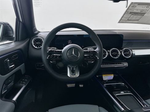 New 2026 Mercedes-Benz GLB 35 AMG 4MATIC image 24