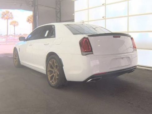 Used 2016 Chrysler 300 S RWD image 3