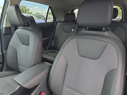 New 2026 Kia Niro EX FWD image 21