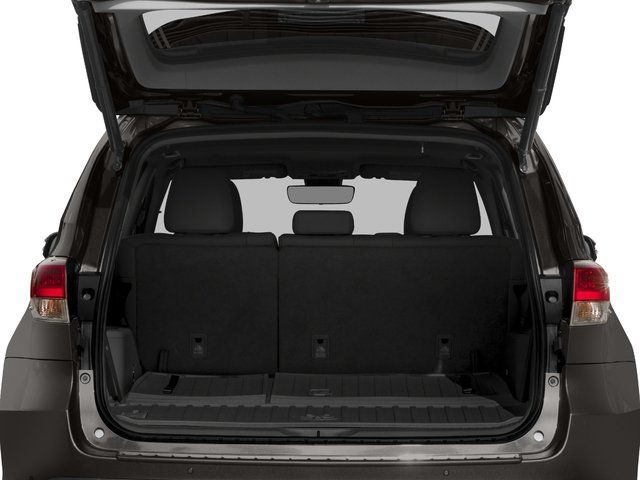 Used 2017 Toyota Highlander Limited AWD/4WD image 12