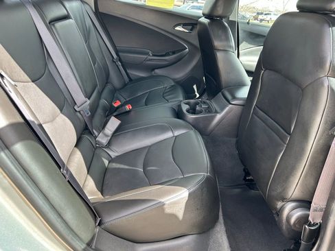 Used 2017 Chevrolet Volt Premier w/ Driver Confidence II Package FWD image 30