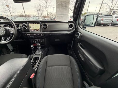 Used 2023 Jeep Wrangler Unlimited Rubicon 4xe image 20