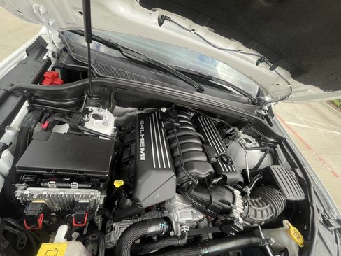 Used 2020 Jeep Grand Cherokee SRT image 19