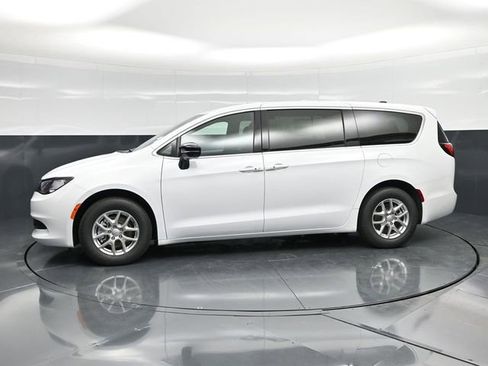 New 2026 Chrysler Voyager LX FWD image 8
