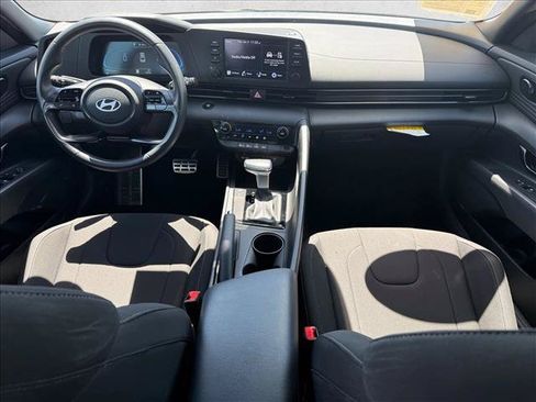 Certified 2025 Hyundai Elantra Sport FWD image 14