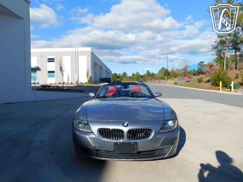 Used 2006 BMW Z4 3.0i RWD image 4