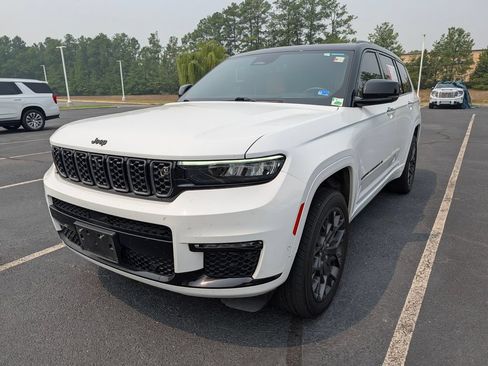 Used 2023 Jeep Grand Cherokee L Summit AWD/4WD image 24