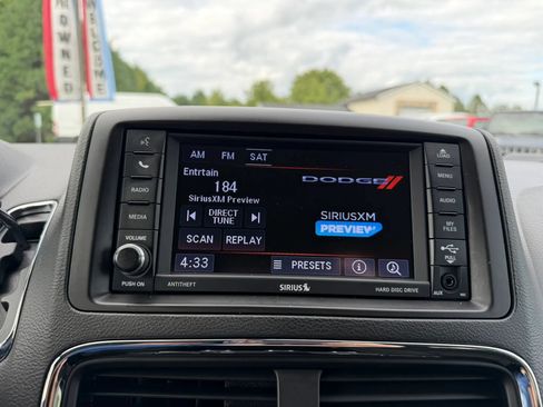 Used 2018 Dodge Grand Caravan SE w/ UConnect Hands-Free Group FWD image 22