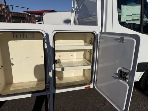 Used 2023 Mercedes-Benz Sprinter 3500 image 11