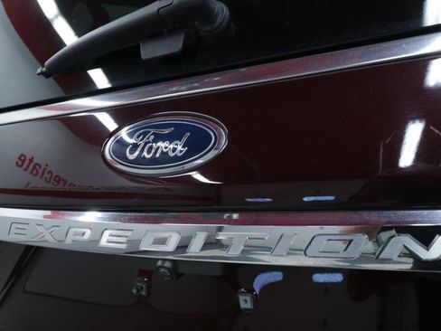 Used 2021 Ford Expedition Max Limited AWD/4WD image 31