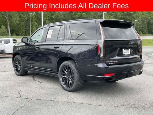 Used 2022 Cadillac Escalade Premium Luxury w/ Performance Package AWD/4WD image 3