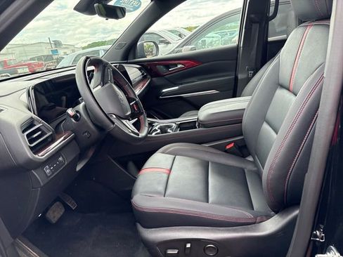 Used 2026 Chevrolet Traverse RS AWD/4WD image 7