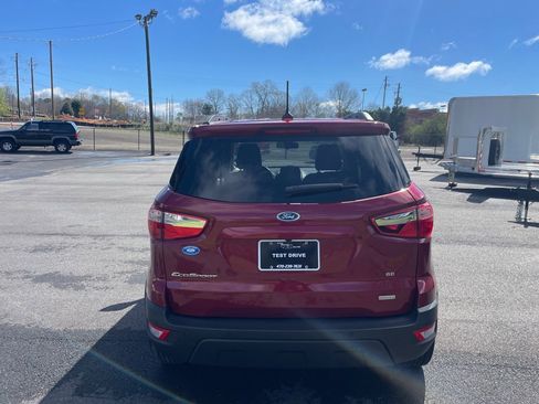 Used 2020 Ford EcoSport SE w/ SE Convenience Package image 5