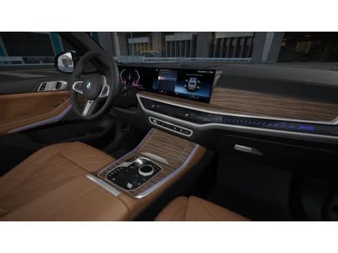 New 2026 BMW X5 xDrive40i w/ M Sport Package AWD/4WD image 14