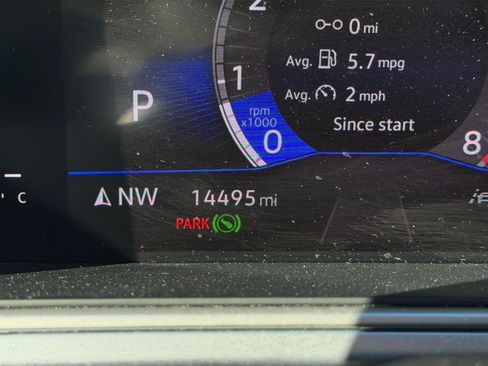 Used 2025 Volkswagen Taos SE image 40