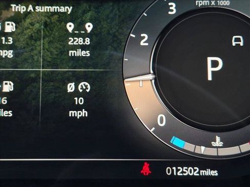 Certified 2025 Land Rover Range Rover SV AWD/4WD image 11