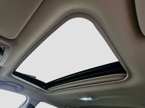 Used 2018 Subaru Outback 3.6R Limited AWD/4WD image 26